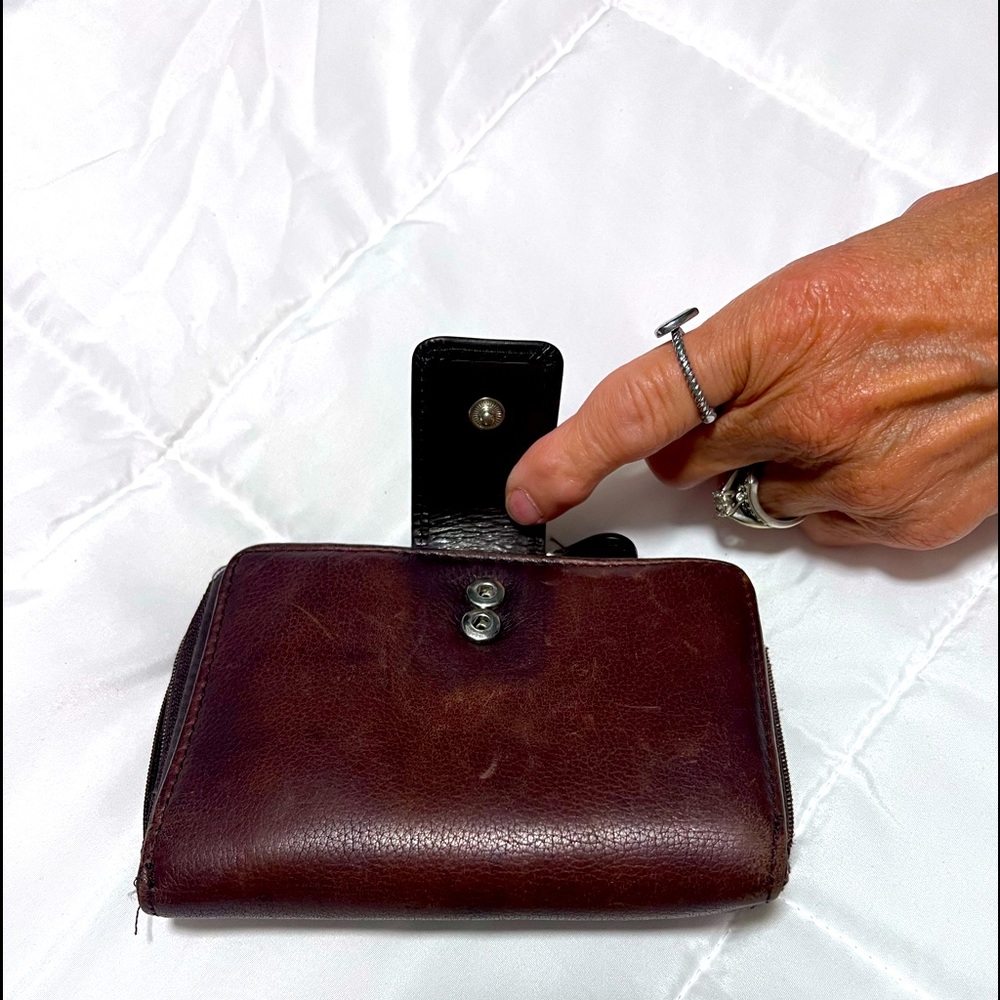 Womens fossil wallet